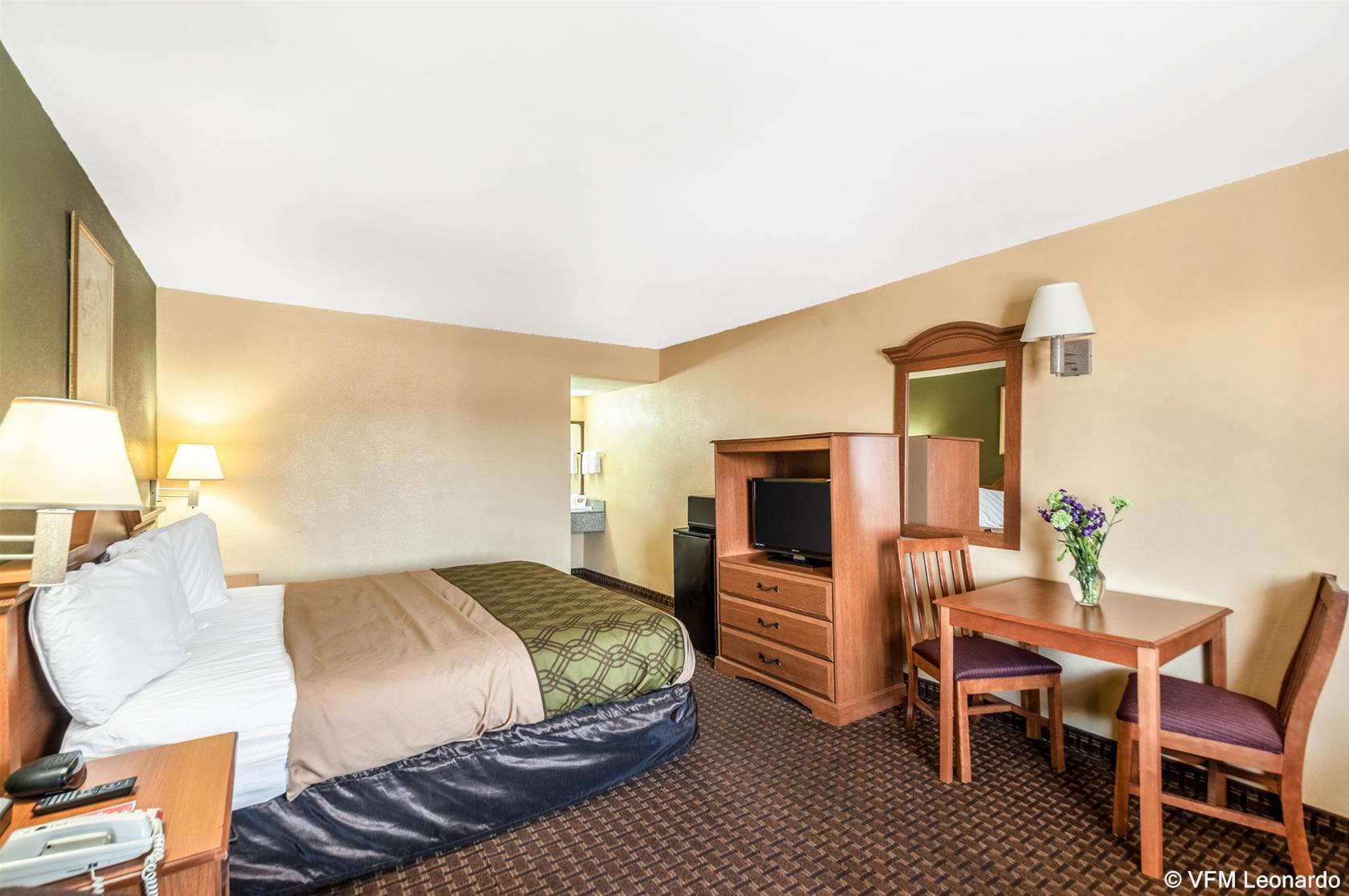 Econo Lodge Easton Route 50 Bagian luar foto