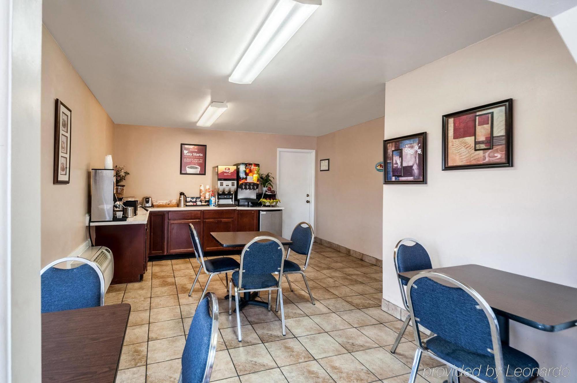 Econo Lodge Easton Route 50 Bagian luar foto